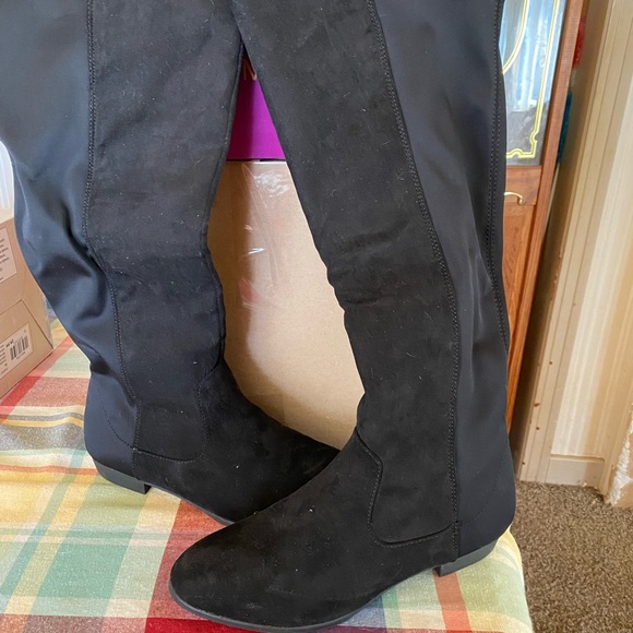 Rampage Bristol Knee High Boots - Picture 3 of 5